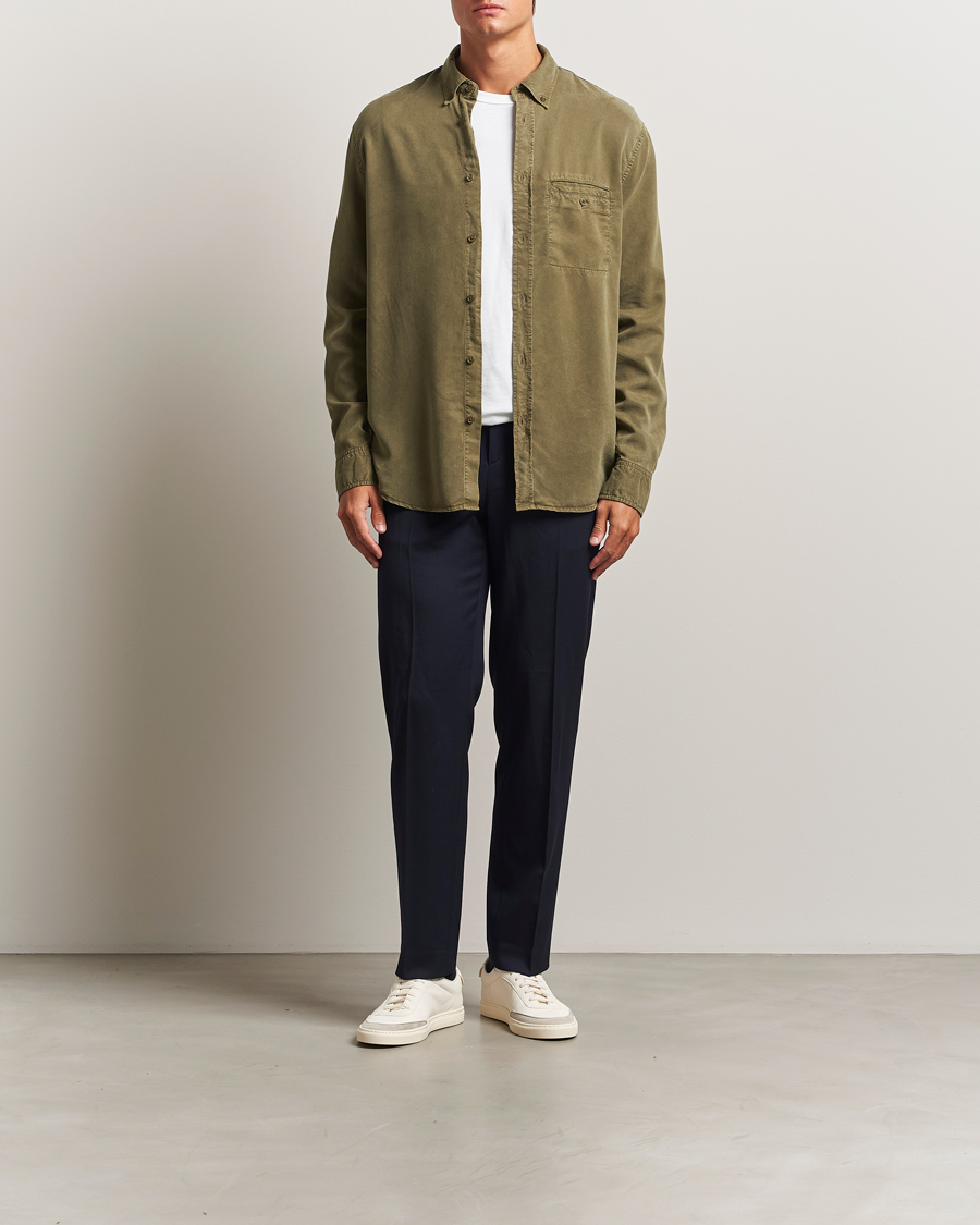 Heren | Overhemden | Filippa K | Zachary Lyocell Shirt Dark Olive