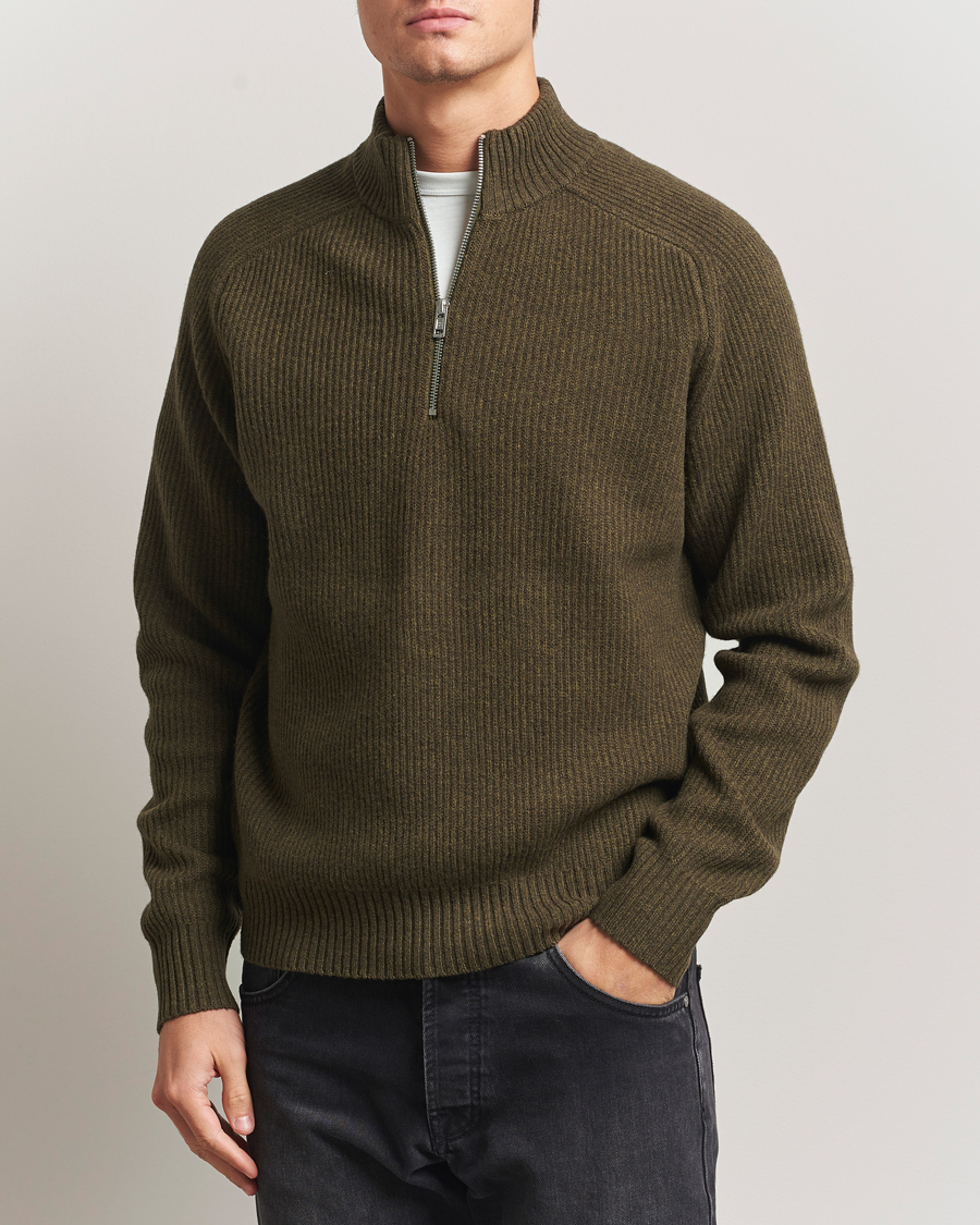 Heren | Truien | Filippa K | Ribbed Wool Half Zip Moss Green