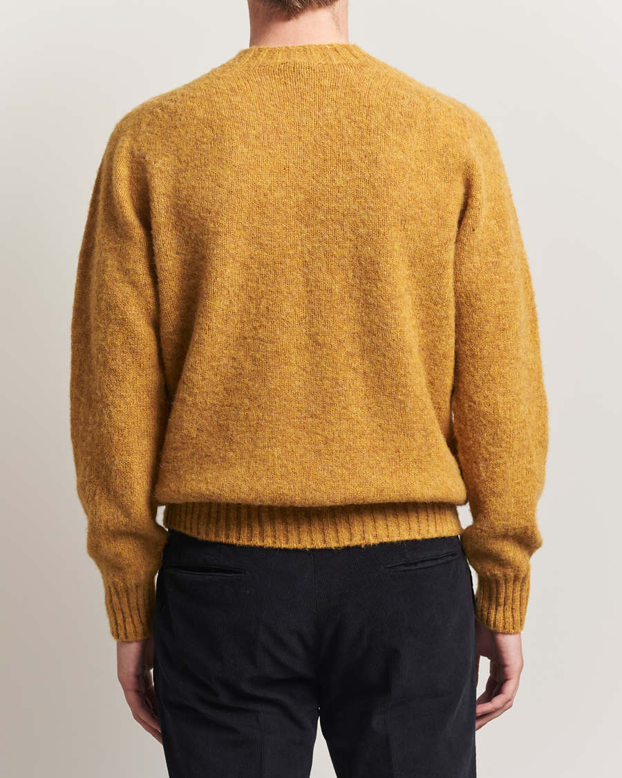 Heren | Truien | Sunspel | Brushed Shetland Crew Neck Saffron