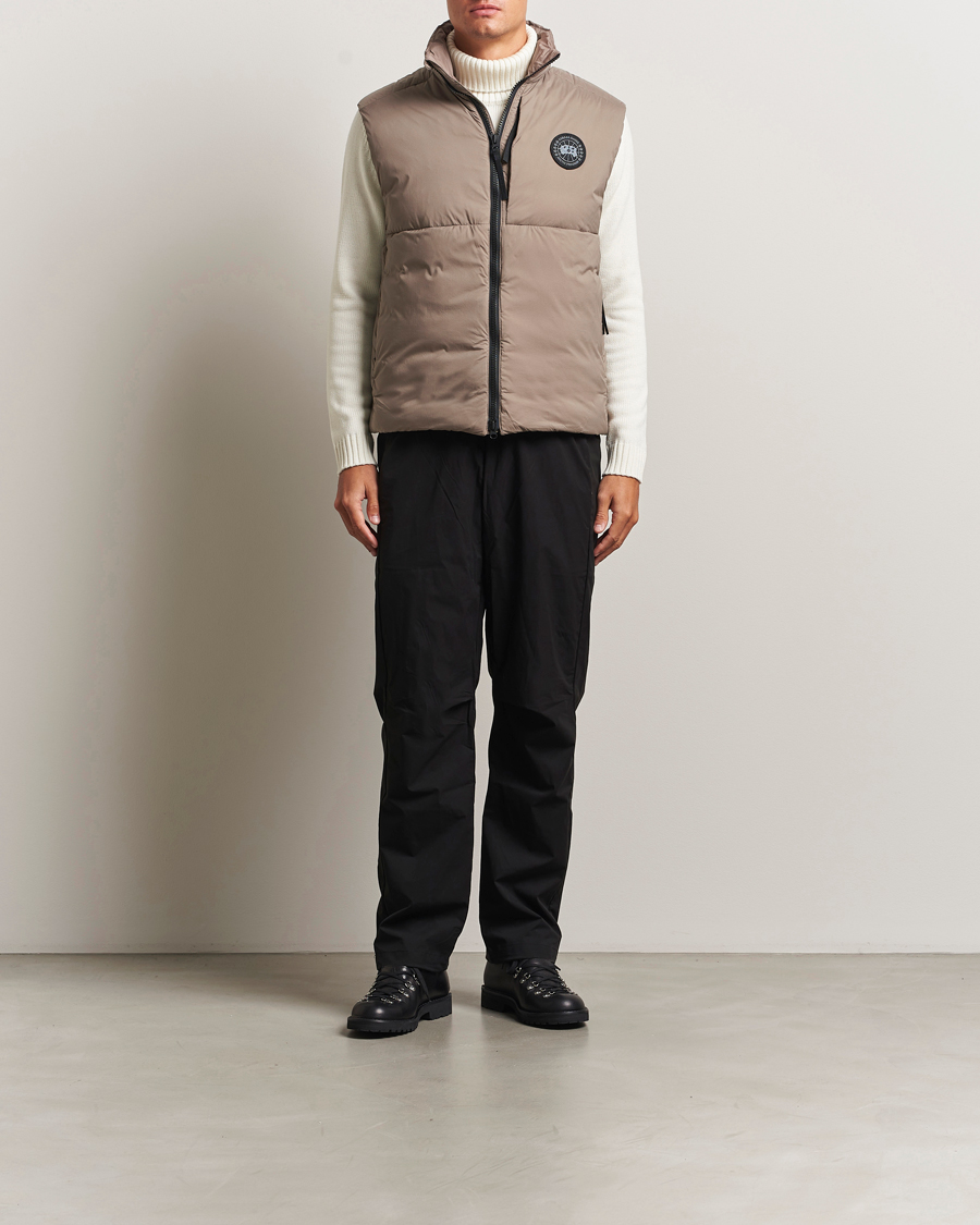 Heren | Gilets | Canada Goose Black Label | Lodge Vest Taupe