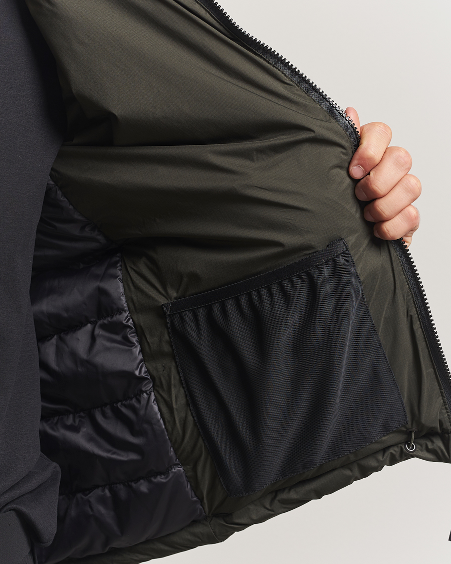 Heren | Jassen | Canada Goose Black Label | Lodge Jacket Volcano