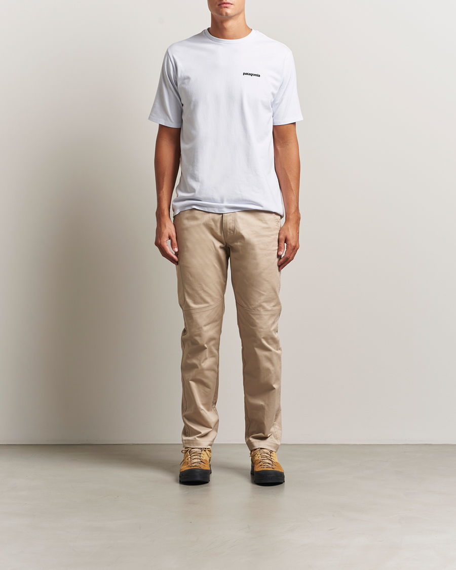 Heren | T-shirts | Patagonia | P-6 Logo T-Shirt White