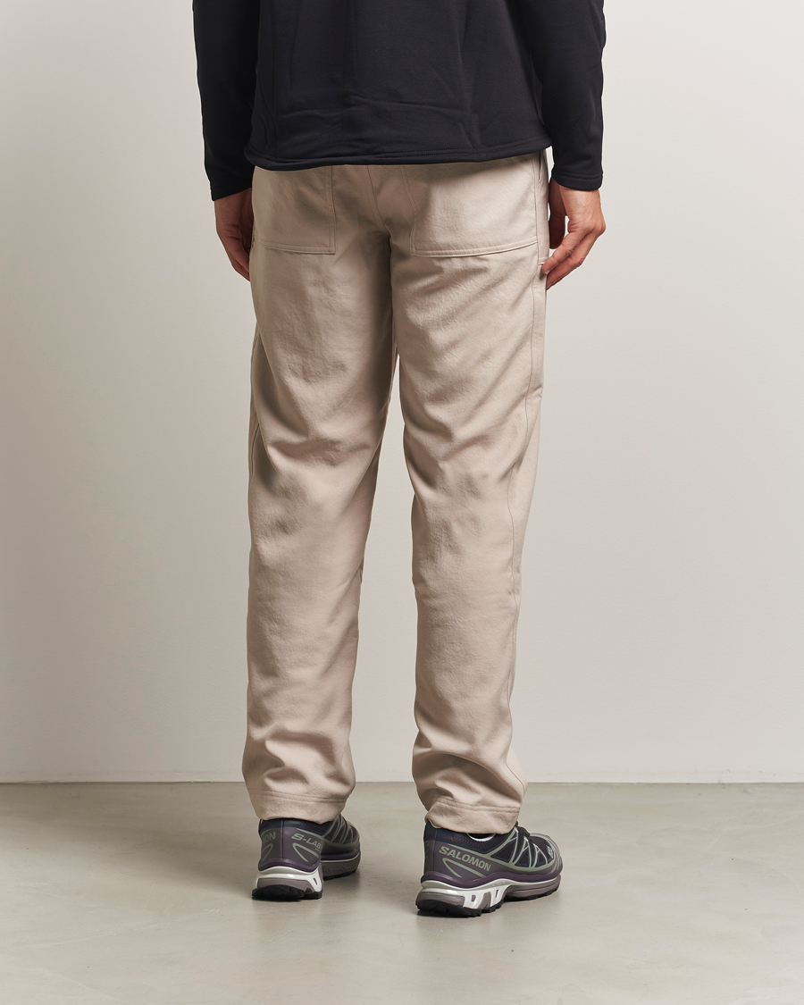 Heren | Broeken | Houdini | Corespun Chore Pants Sandstorm