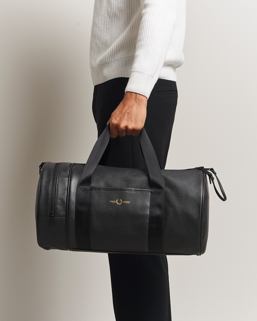 Heren | Tassen | Fred Perry | Scotch Grain Leather Barrel Bag Black