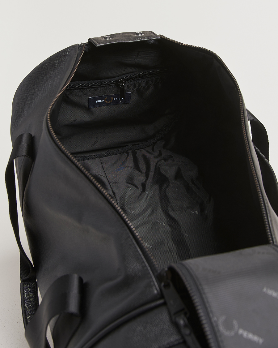 Heren | Tassen | Fred Perry | Scotch Grain Leather Barrel Bag Black