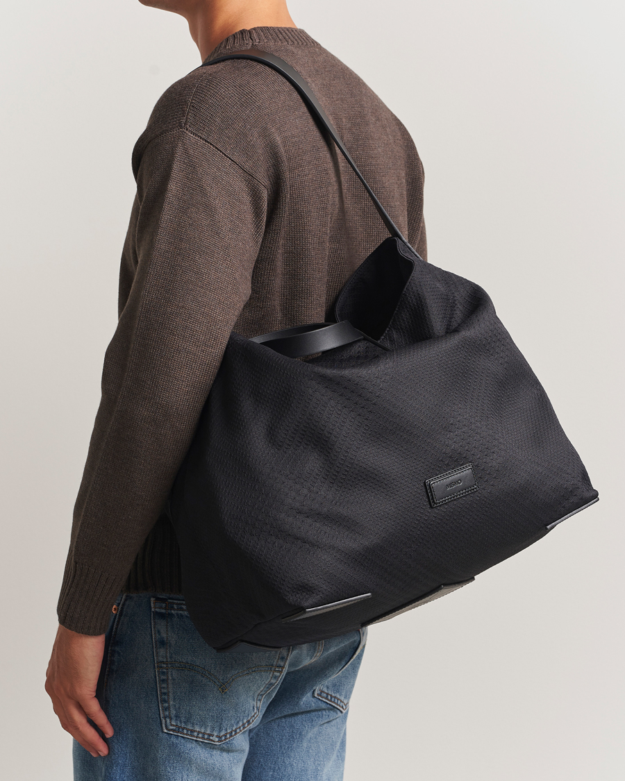 Heren | Tassen | Mismo | M/S Companion Tote Bag Haptic Black/Black