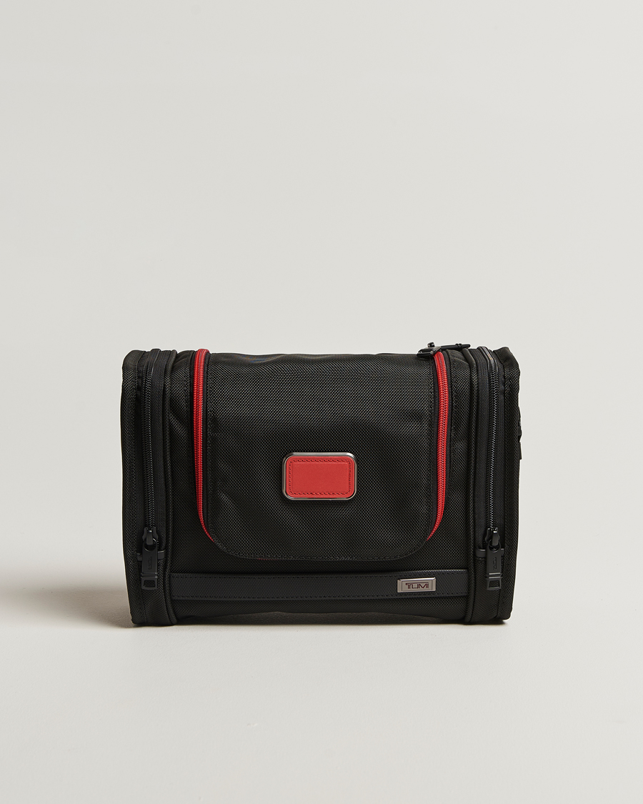 Heren | Tassen | TUMI | Alpha 3 Hanging Travel Kit Black/Red