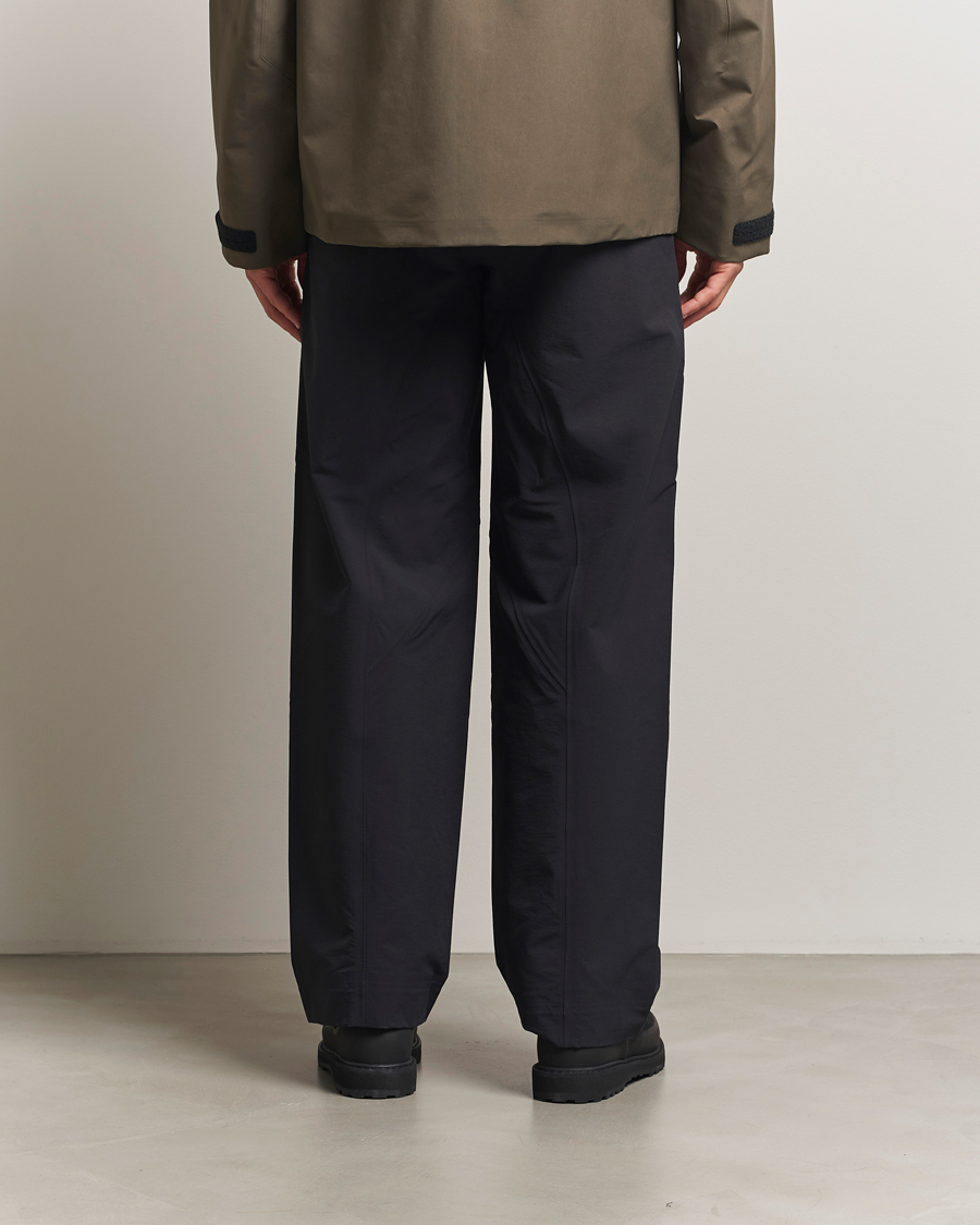 Heren | Broeken | Arc'teryx Veilance | Corbell Softshell Pants Black
