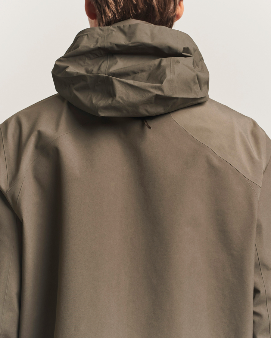 Heren | Jassen | Arc'teryx Veilance | GORE-TEX Field Jacket Brown