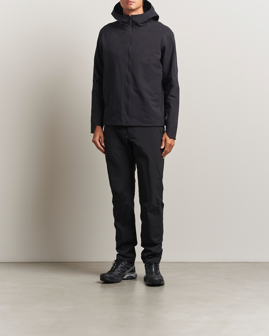 Heren | Jassen | Arc'teryx Veilance | Isogon GORE-TEX Hooded Shell Jacket Black