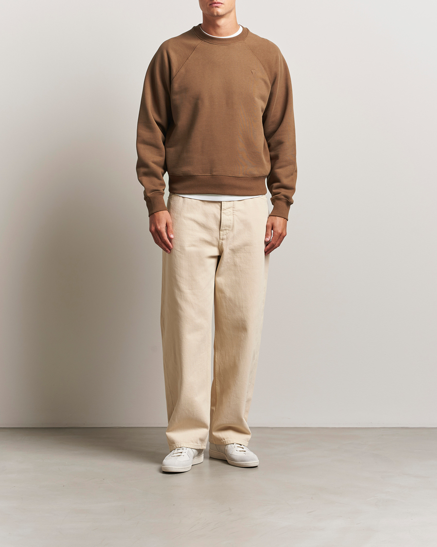 Heren | Truien | AMI | Tonal Heart Logo Sweatshirt Noisette