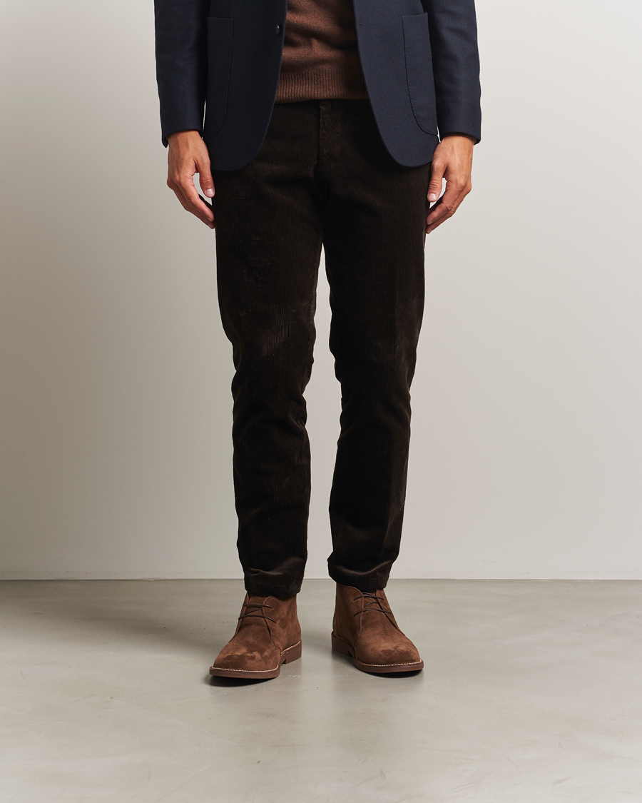 Heren | Laarzen | Loake Shoemakers | Sahara Suede Chukka Dark Brown