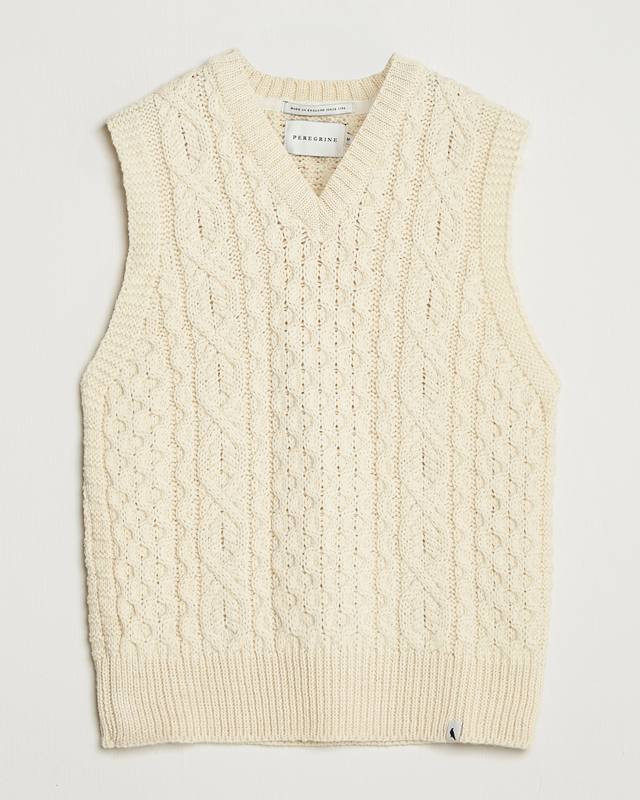 Heren | Truien | Peregrine | Hudson Wool Aran Knitted Vest Ecru