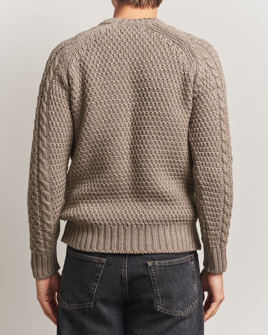 Heren | Truien | Peregrine | Winston Merino Crew Light Brown