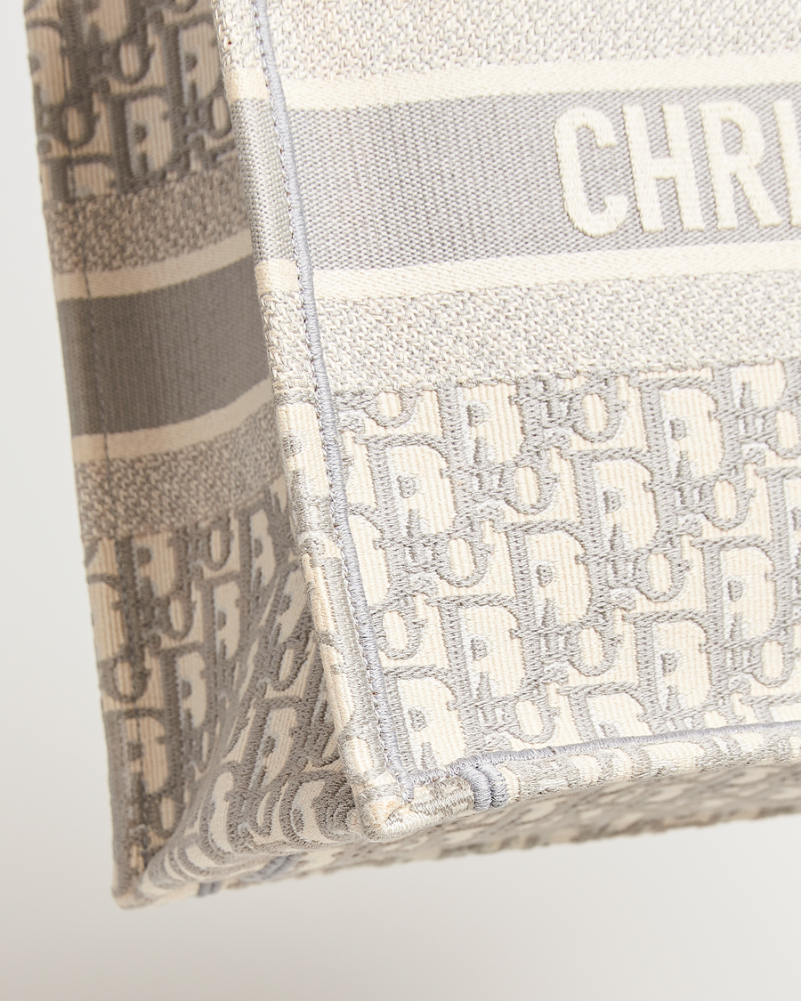 Heren | Gifts for Her | Dior Pre-Owned | Medium Dior Book Tote Light grey