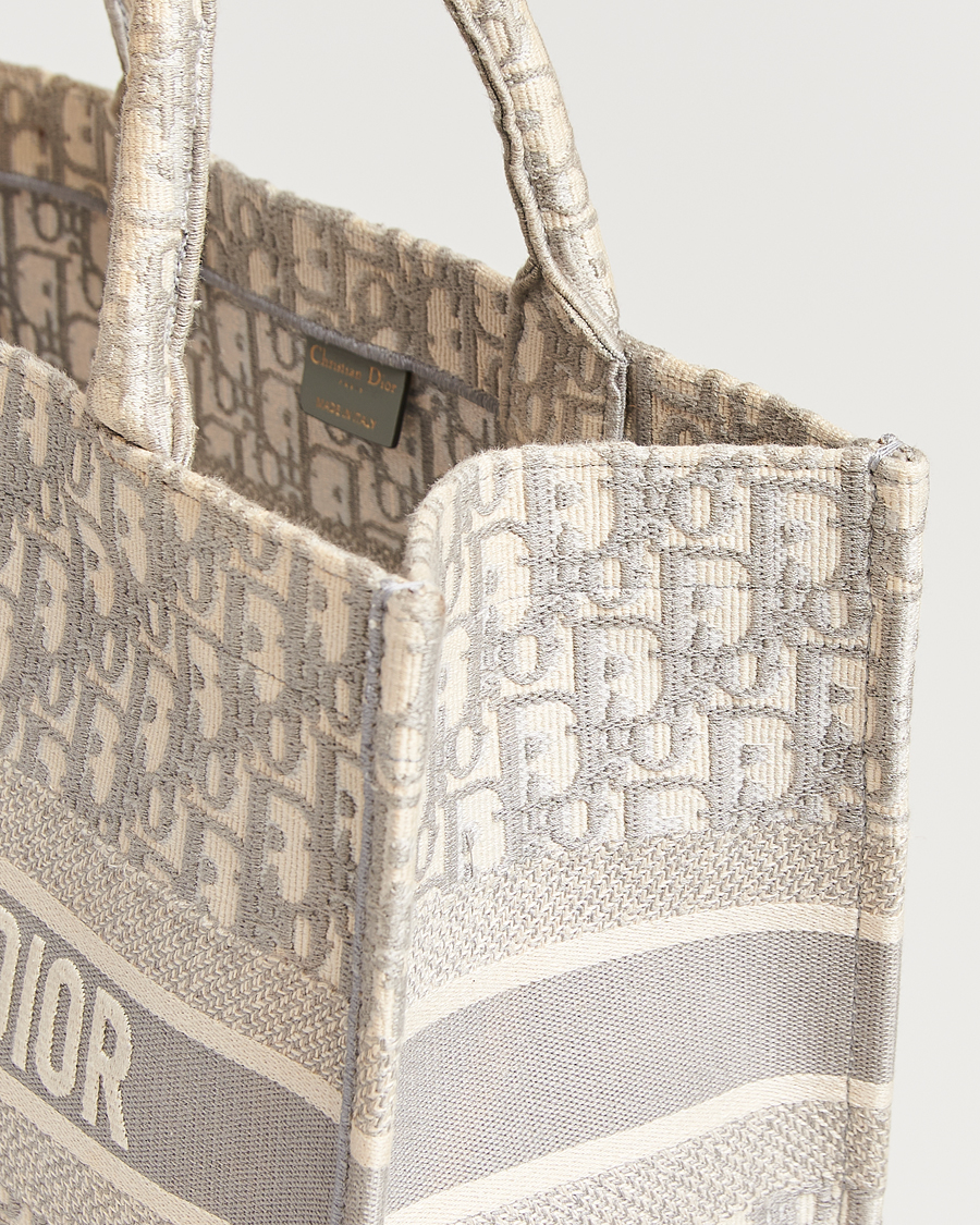 Heren | Gifts for Her | Dior Pre-Owned | Medium Dior Book Tote Light grey
