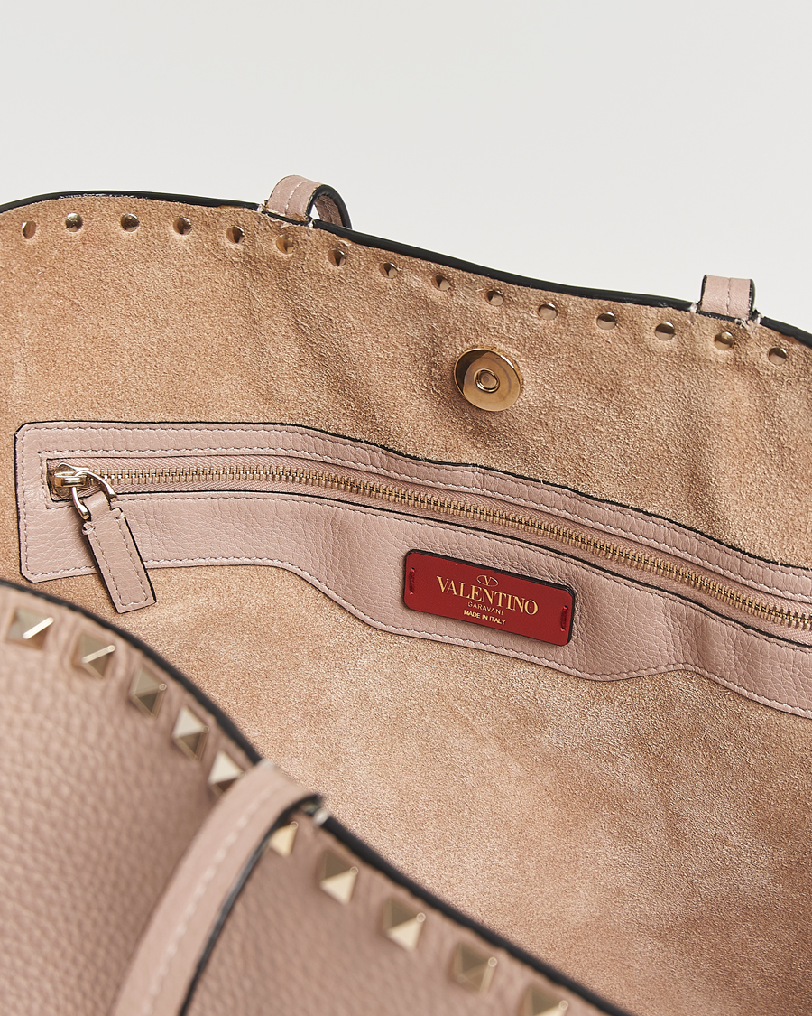 Heren | Pre-Owned & Vintage Bags | Valentino Pre-Owned | Medium Rockstud Tote Bag Poudre