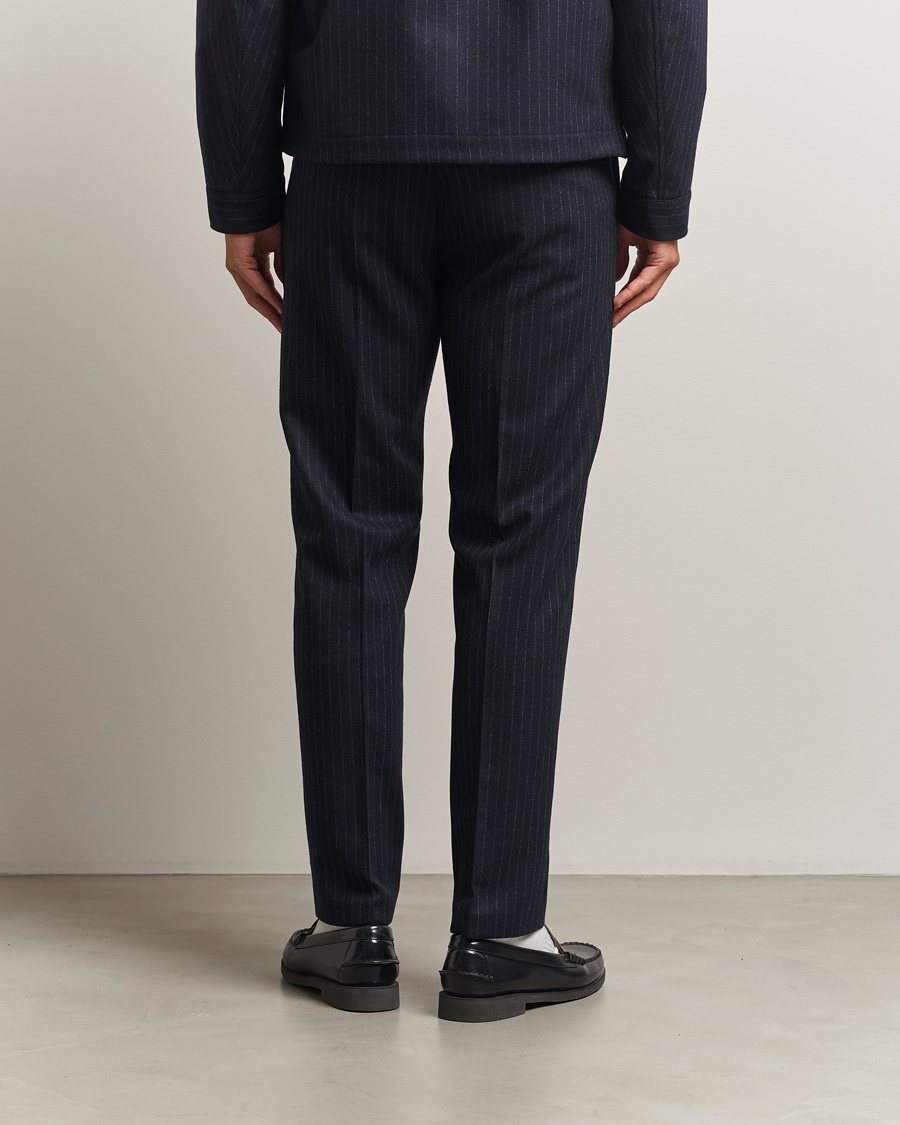 Heren | Broeken | Tiger of Sweden | Tense Wool Pleated Pinstriped Trousers Blue Function