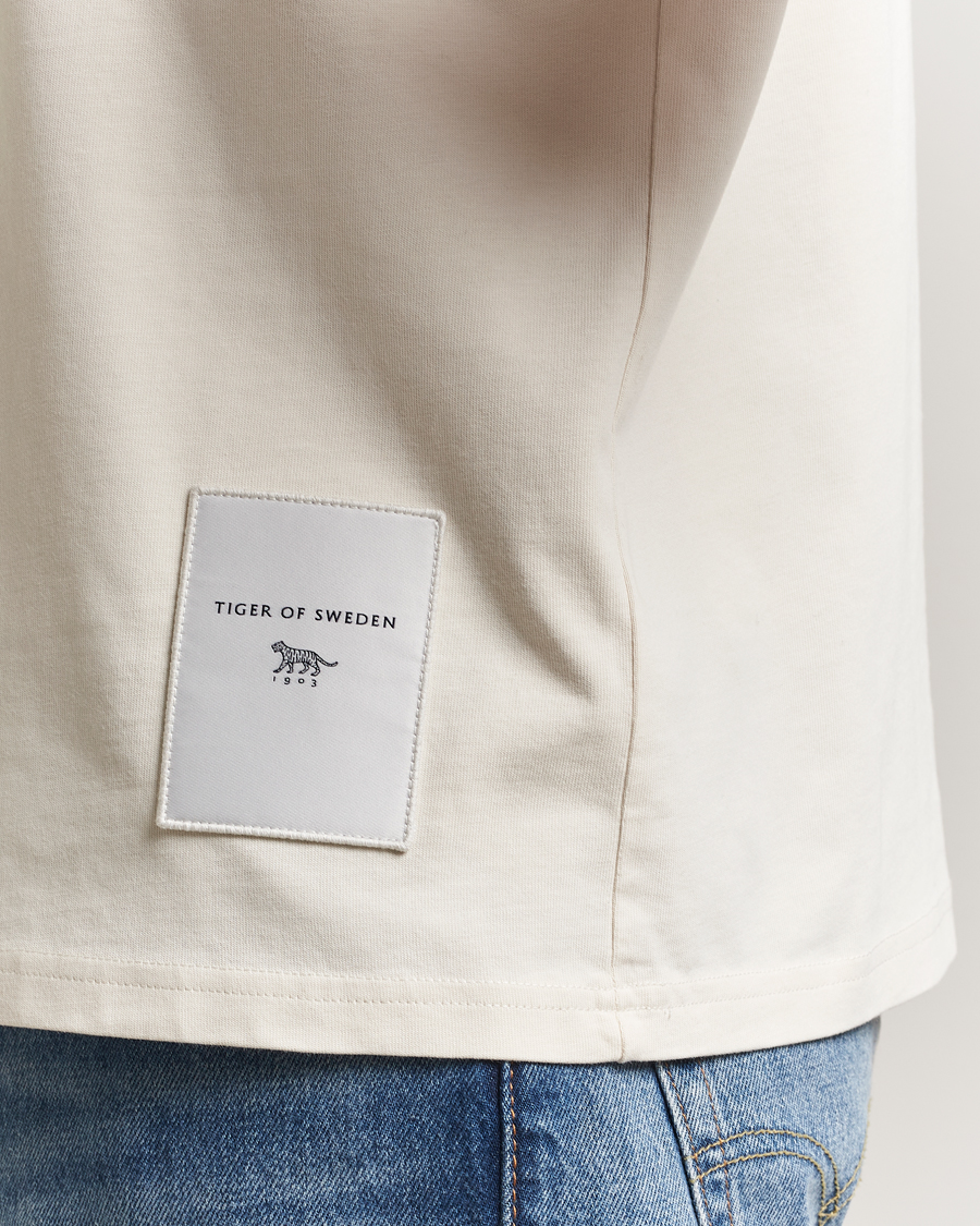 Heren | T-shirts | Tiger of Sweden | Jake Heavy Crew Neck T-Shirt Light Ivory