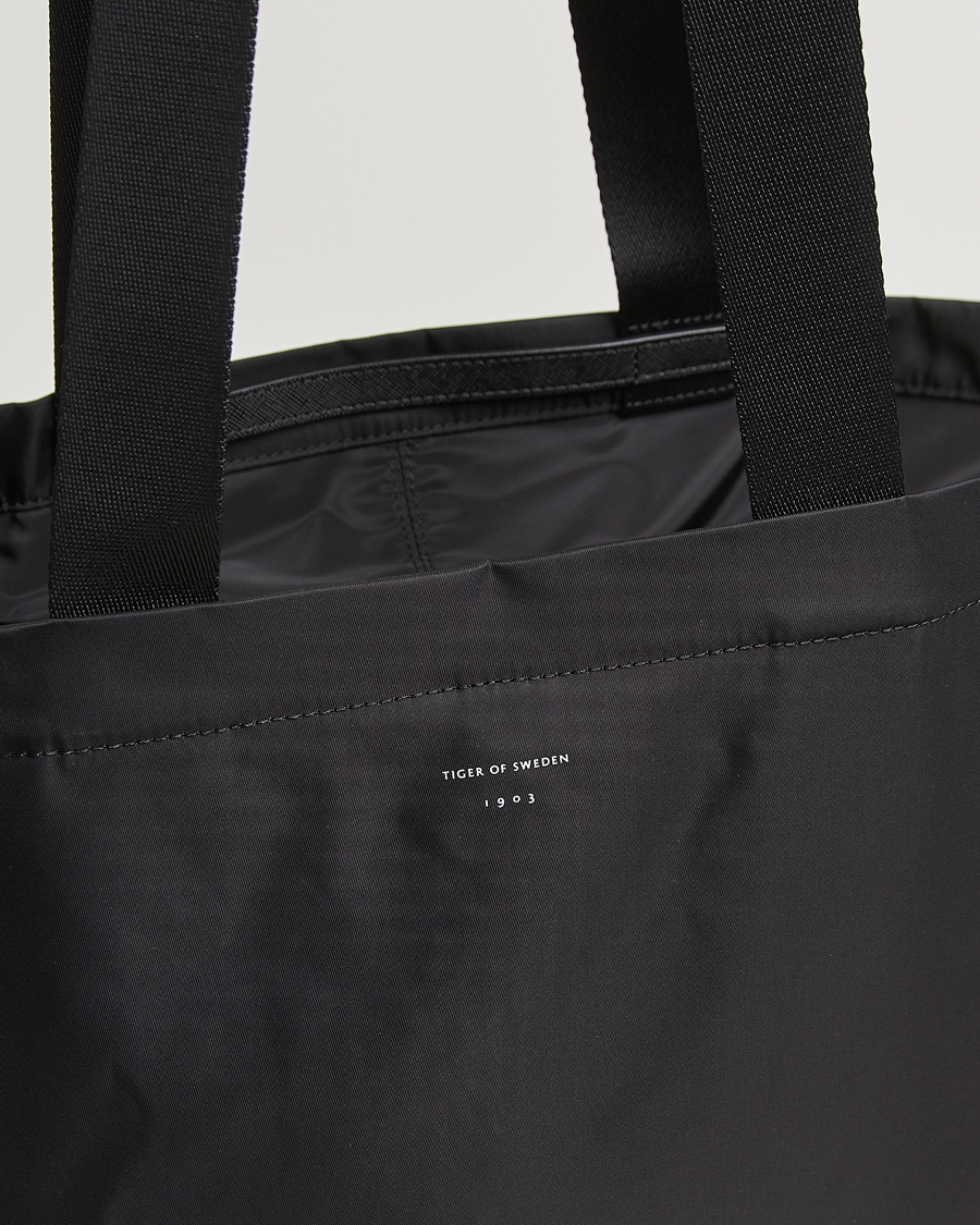 Heren | Tassen | Tiger of Sweden | Pera Nylon Tote Bag Black