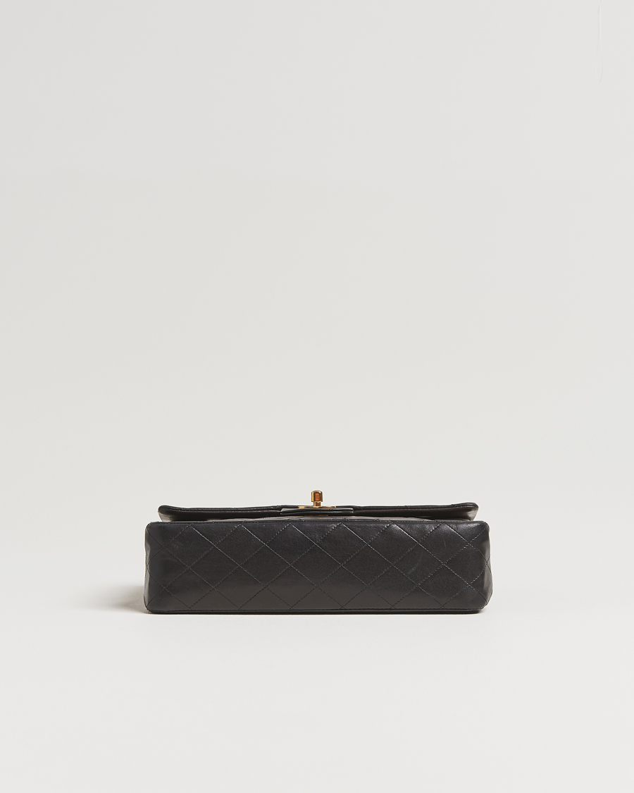 Heren | Gifts for Her | Chanel Pre-Owned | Classic Double Flap Medium Lambskin Black