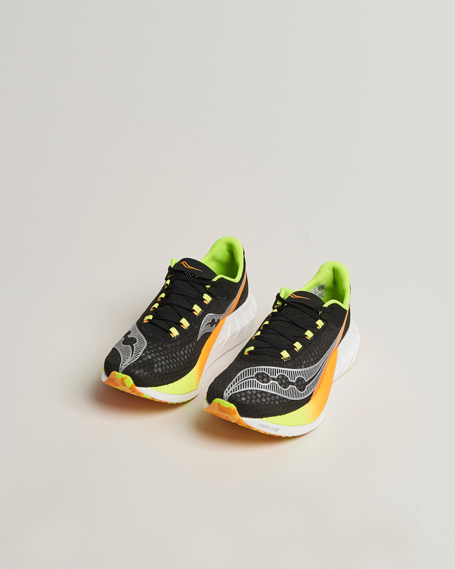 Heren | Hardloopschoenen | Saucony | Endorphin Pro 4 Running Sneaker Black/VO2