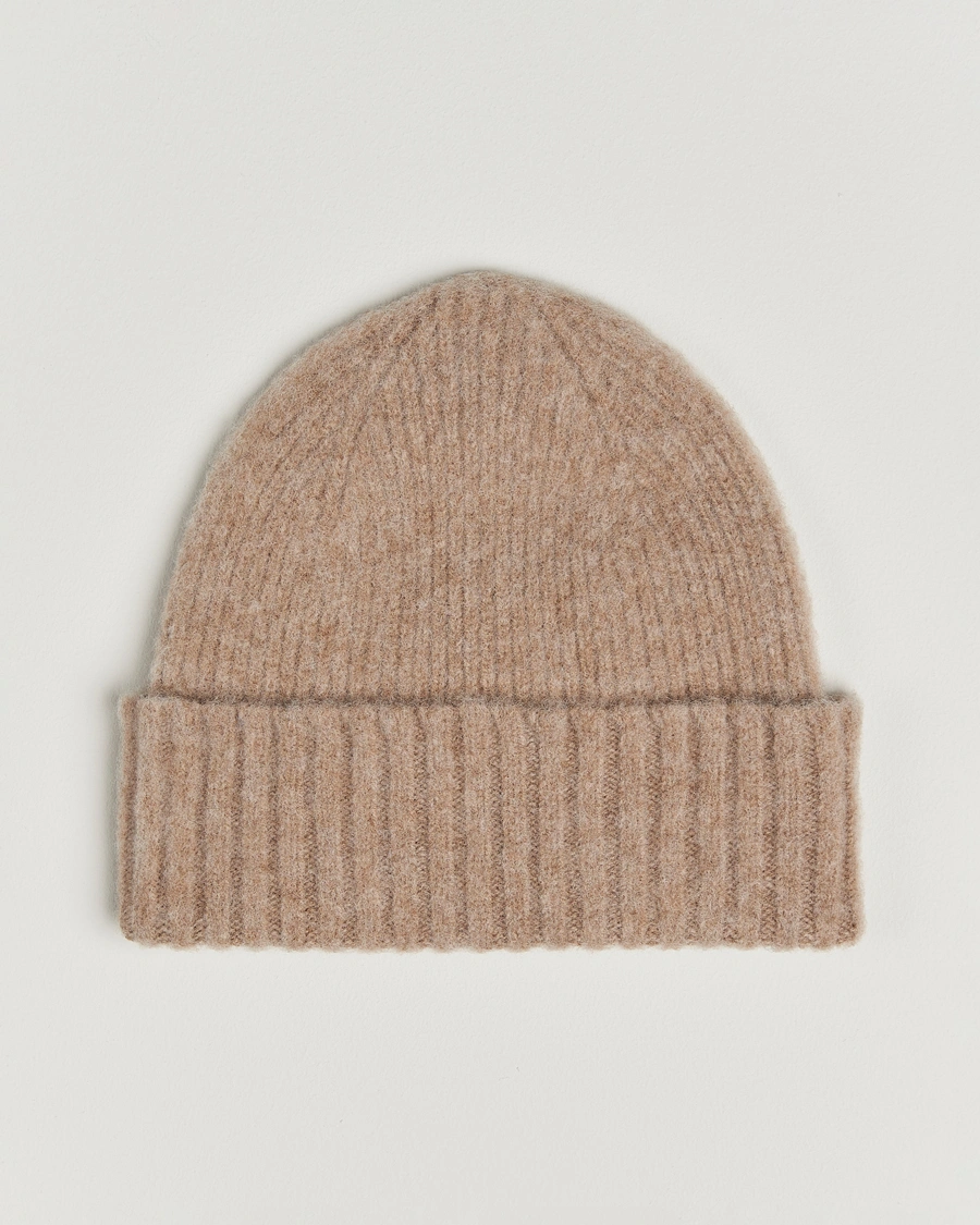 Heren | Mutsen | Robert Mackie | Rona Ribbed Shaggy Lambswool Beanie Sand