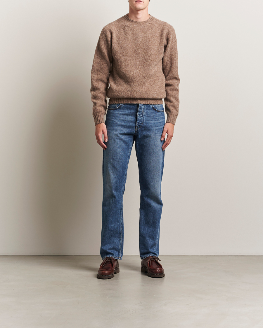 Heren | Truien | Harley Of Scotland | Brushed Supersoft Lambswool Crewneck Tundra