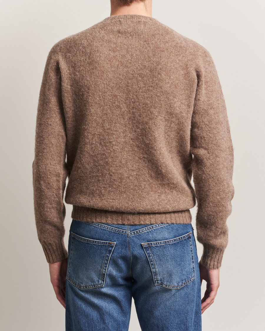 Heren | Truien | Harley Of Scotland | Brushed Supersoft Lambswool Crewneck Tundra
