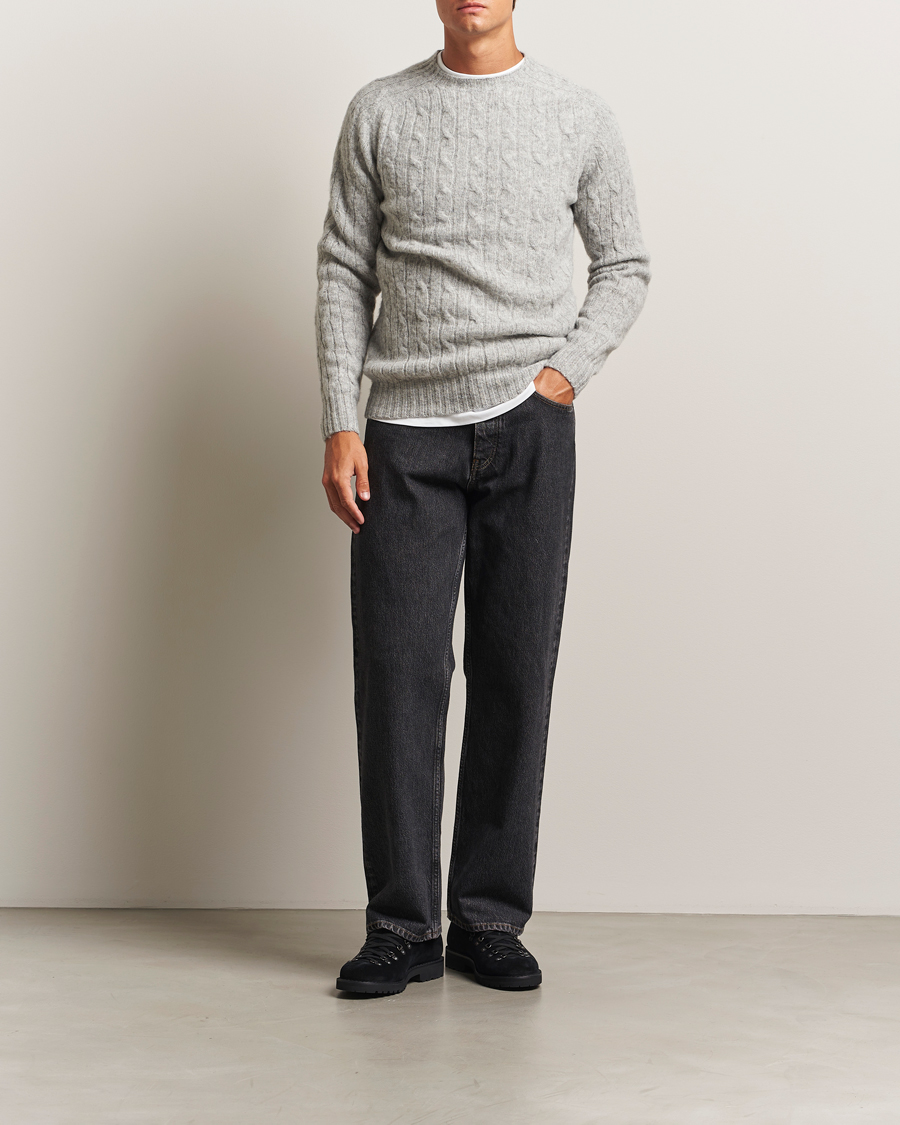 Heren | Truien | Harley Of Scotland | Brushed Supersoft Lambswool Cable Silver