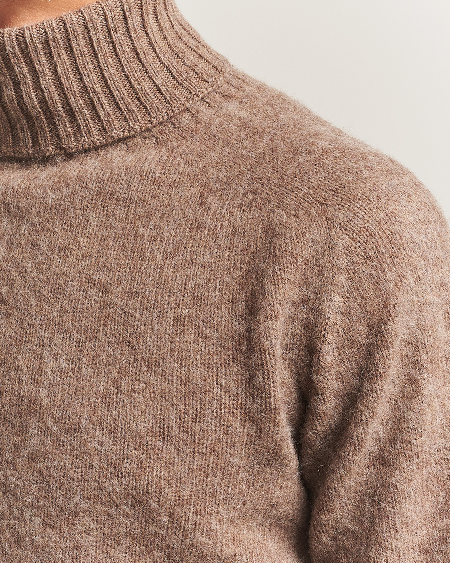 Heren | Truien | Harley Of Scotland | Brushed Supersoft Lambswool Rollneck Tundra