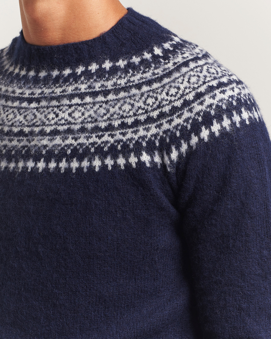 Heren | Truien | Harley Of Scotland | Brushed Supersoft Lambswool Yolk Fairisle Navy