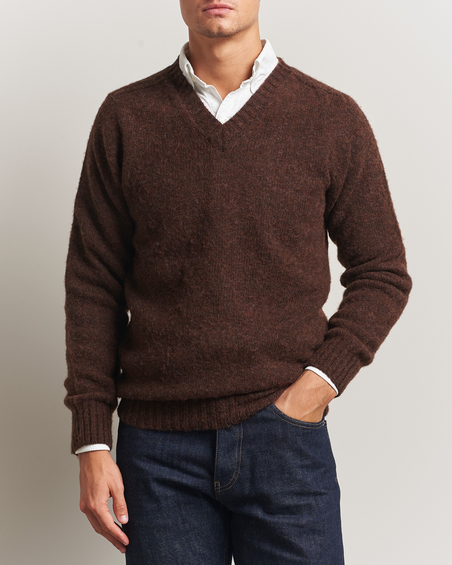 Heren | Truien | Harley Of Scotland | Brushed Supersoft Lambswool V-Neck Brown