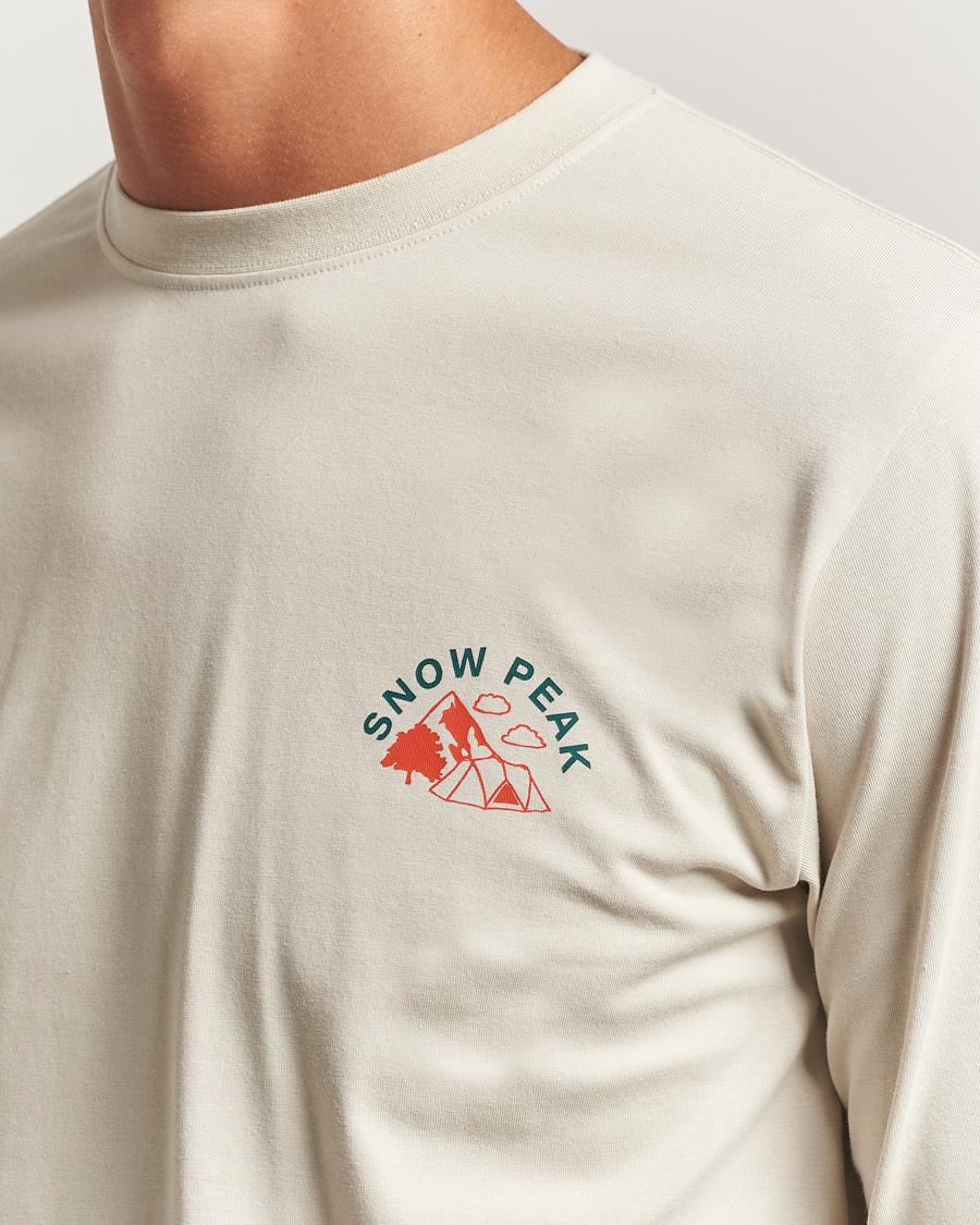 Heren | T-shirts | Snow Peak | Graphic Long Sleeve T-Shirt Ivory