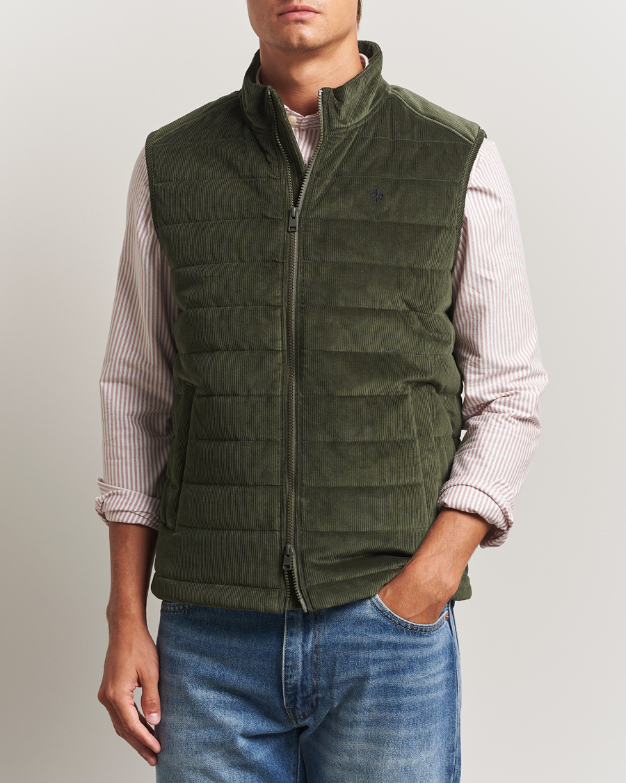 Heren | Gilets | Morris | Ted Quilted Cord Vest Olive