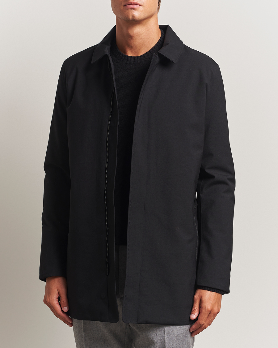 Heren | Jassen | UBR | Regulator Coat Savile Black Wool