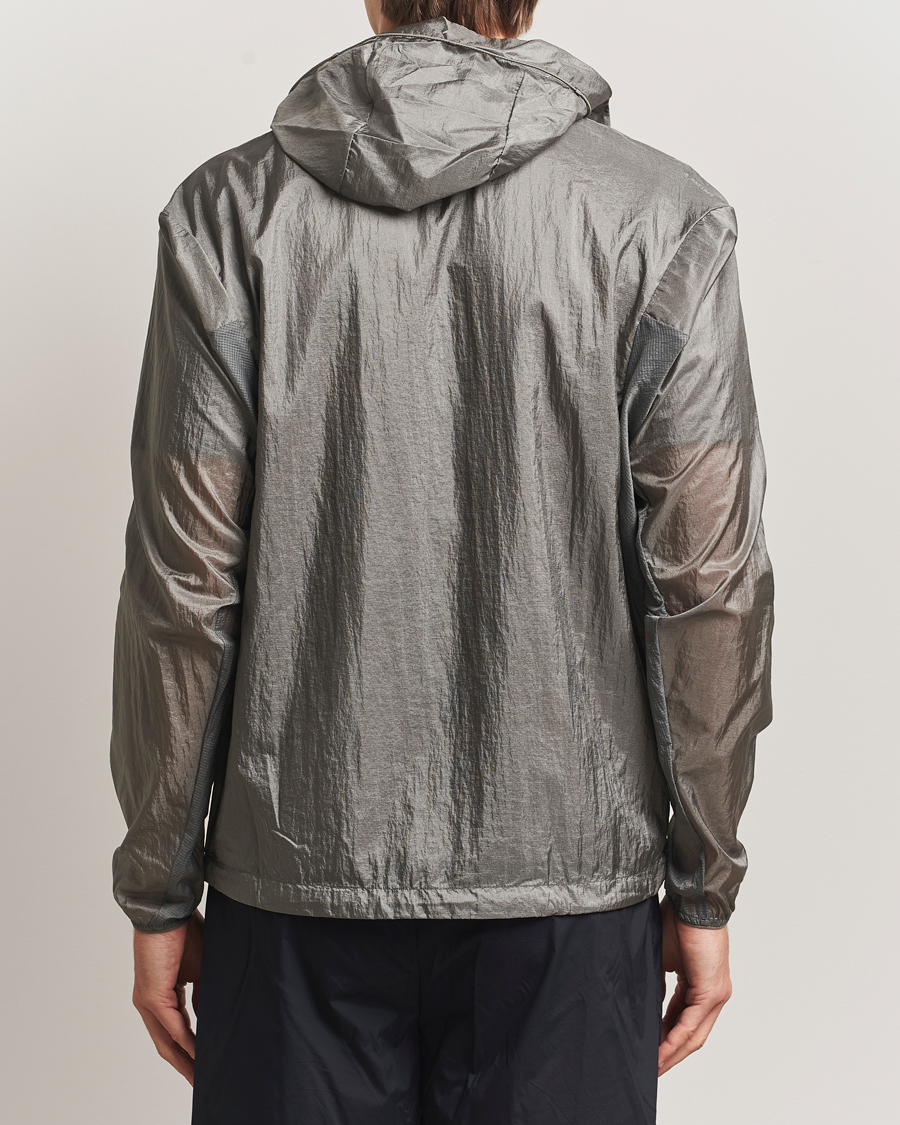 Heren | Jassen | Satisfy | Pertex Diamond Fuse Windbreaker Shadow