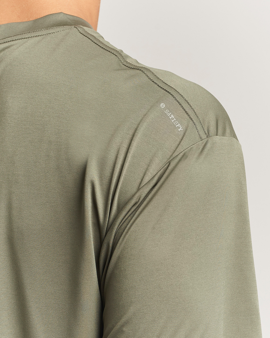 Heren | T-shirts | Satisfy | AuraLite T-Shirt Dusty Olive