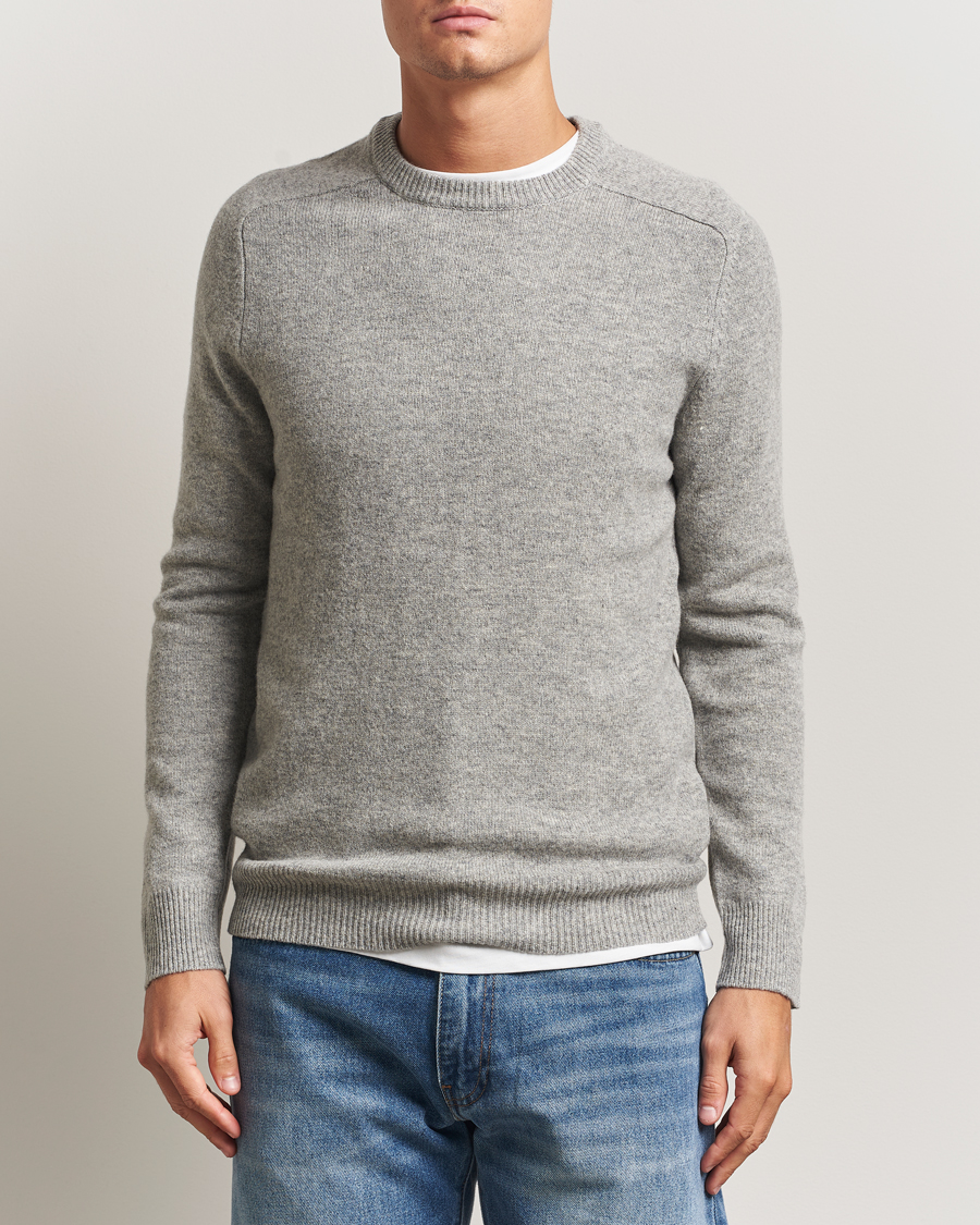 Heren | Truien | A Day's March | Brodick Lambswool Sweater Grey Melange