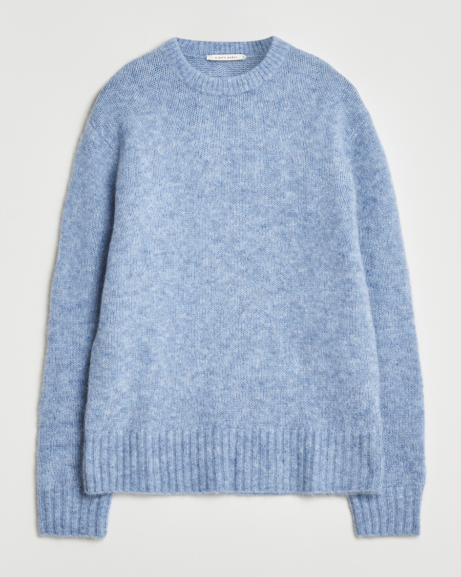 Heren | Truien | A Day's March | Tietar Mohair Sweater Light Blue