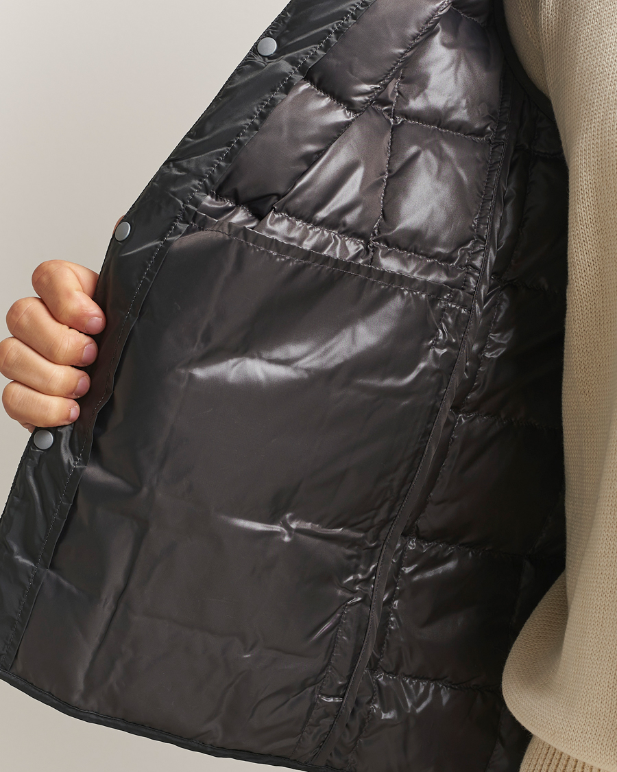 Heren | Gilets | TAION | V-Neck Lightweight Down Vest Dark Grey