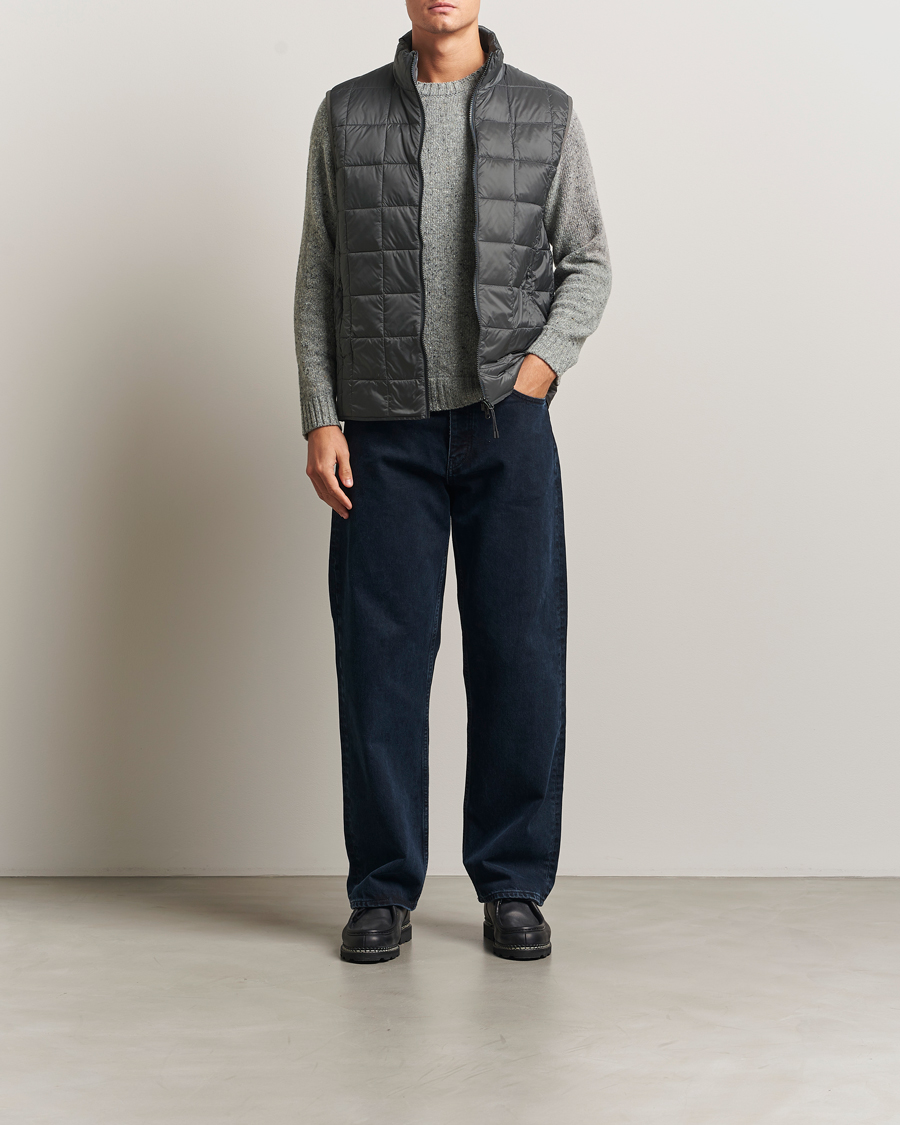 Heren | Gilets | TAION | High Neck Full Zip Lightweight Down Vest Dark Grey