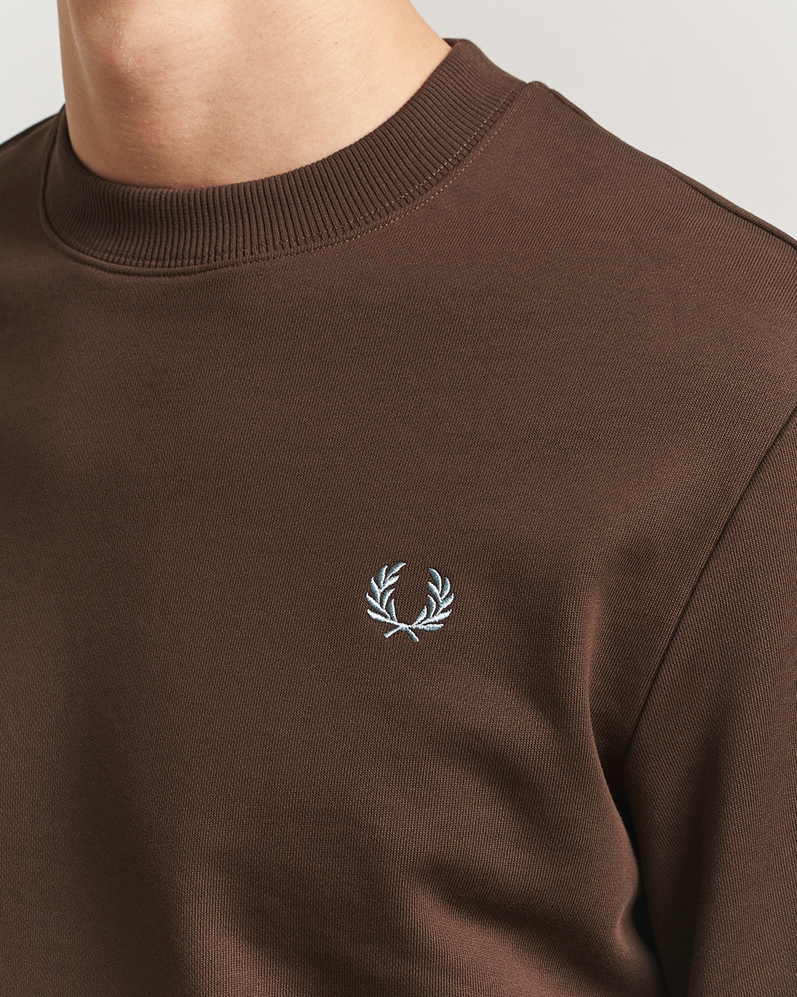 Heren | Truien | Fred Perry | Crew Neck Sweatshirt Burnt Tobacco