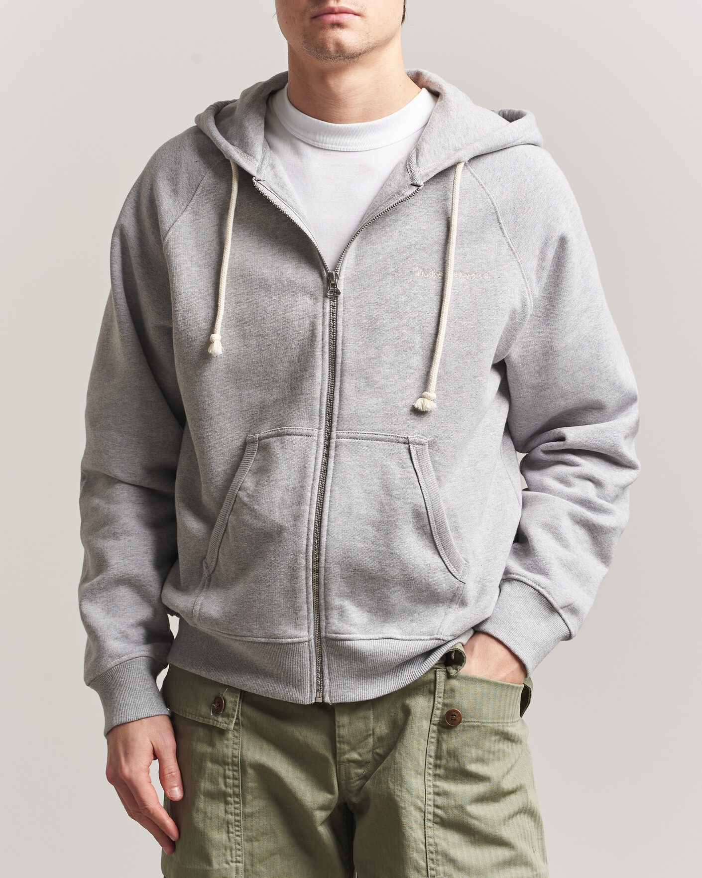 Heren | Truien | Nudie Jeans | Gunde Logo Full Zip Hoodie Grey Melange