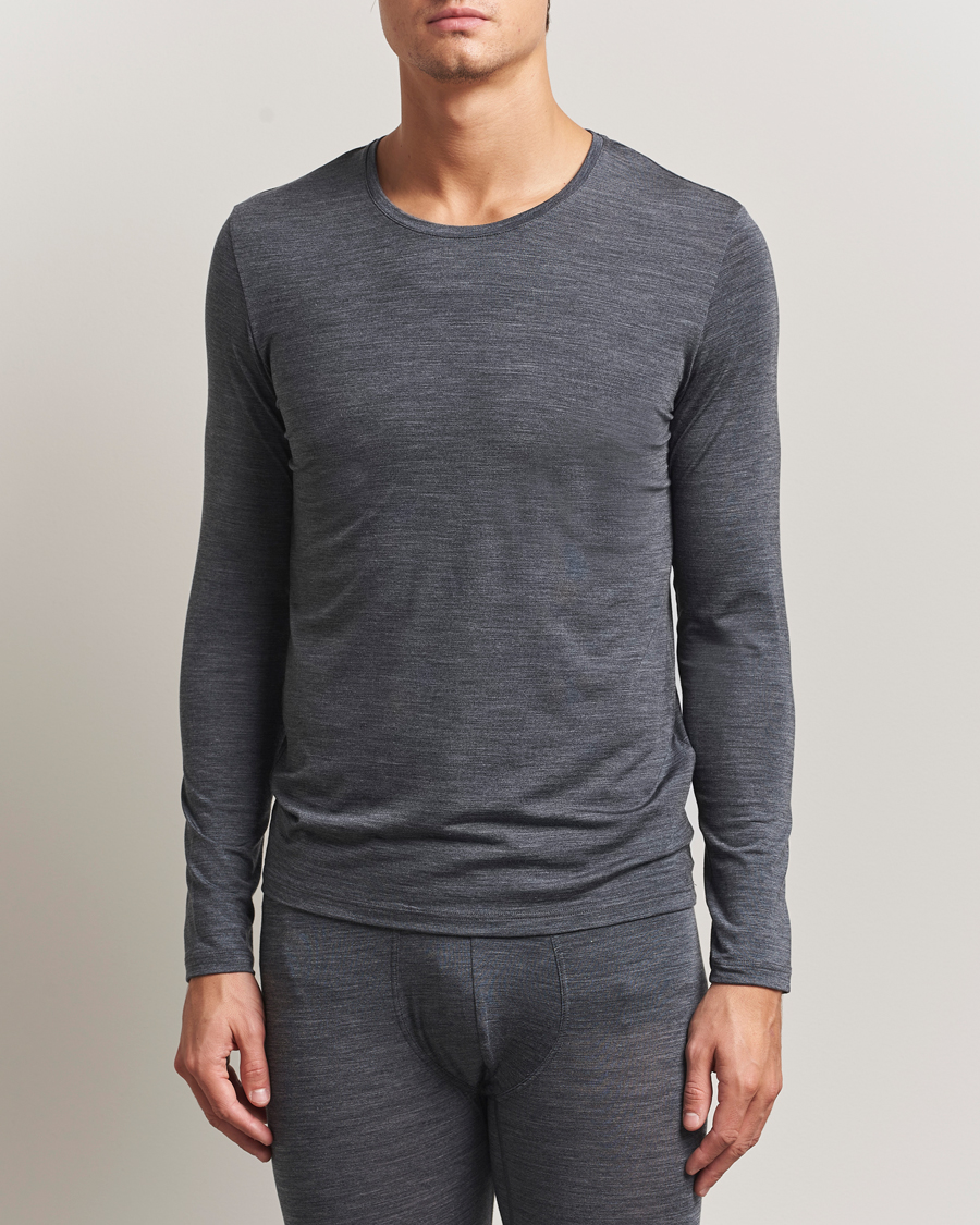 Heren | T-shirts | Falke | Clima Wool Wool Long Sleeve T-Shirt Dark Grey Heather