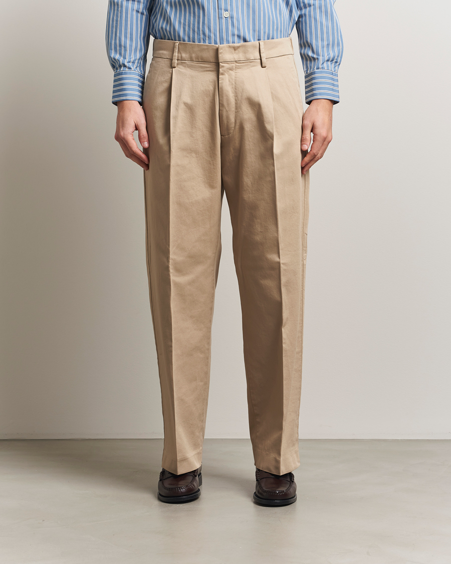 Heren | Broeken | NN07 | Kay Relaxed Fit Pleated Trousers Desert Khaki