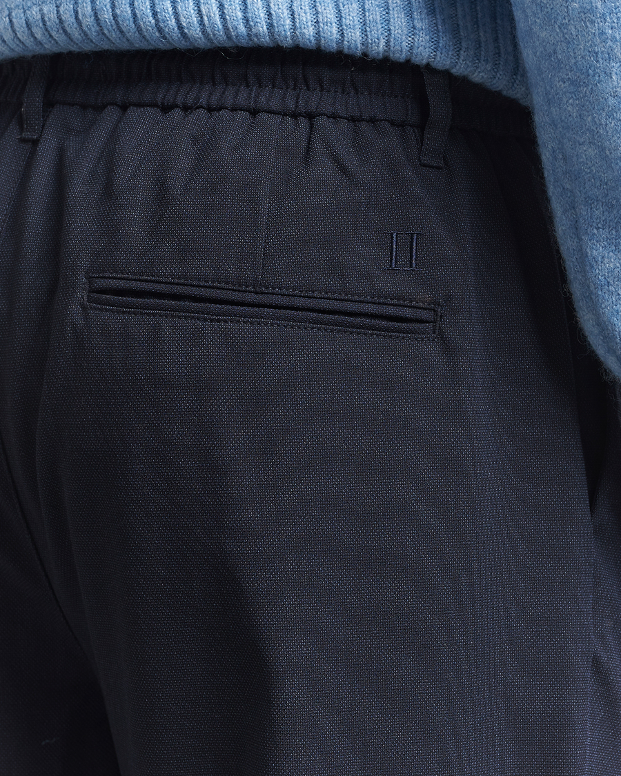 Heren | Broeken | LES DEUX | Como Tapered Textured Pants Dark Navy Blue