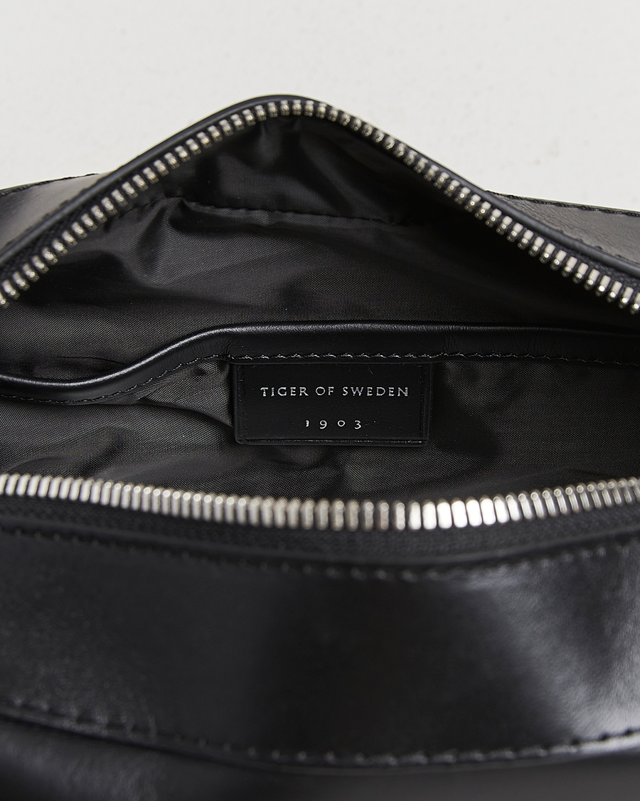 Heren | Tassen | Tiger of Sweden | Balnea Smooth Leather Washbag Black