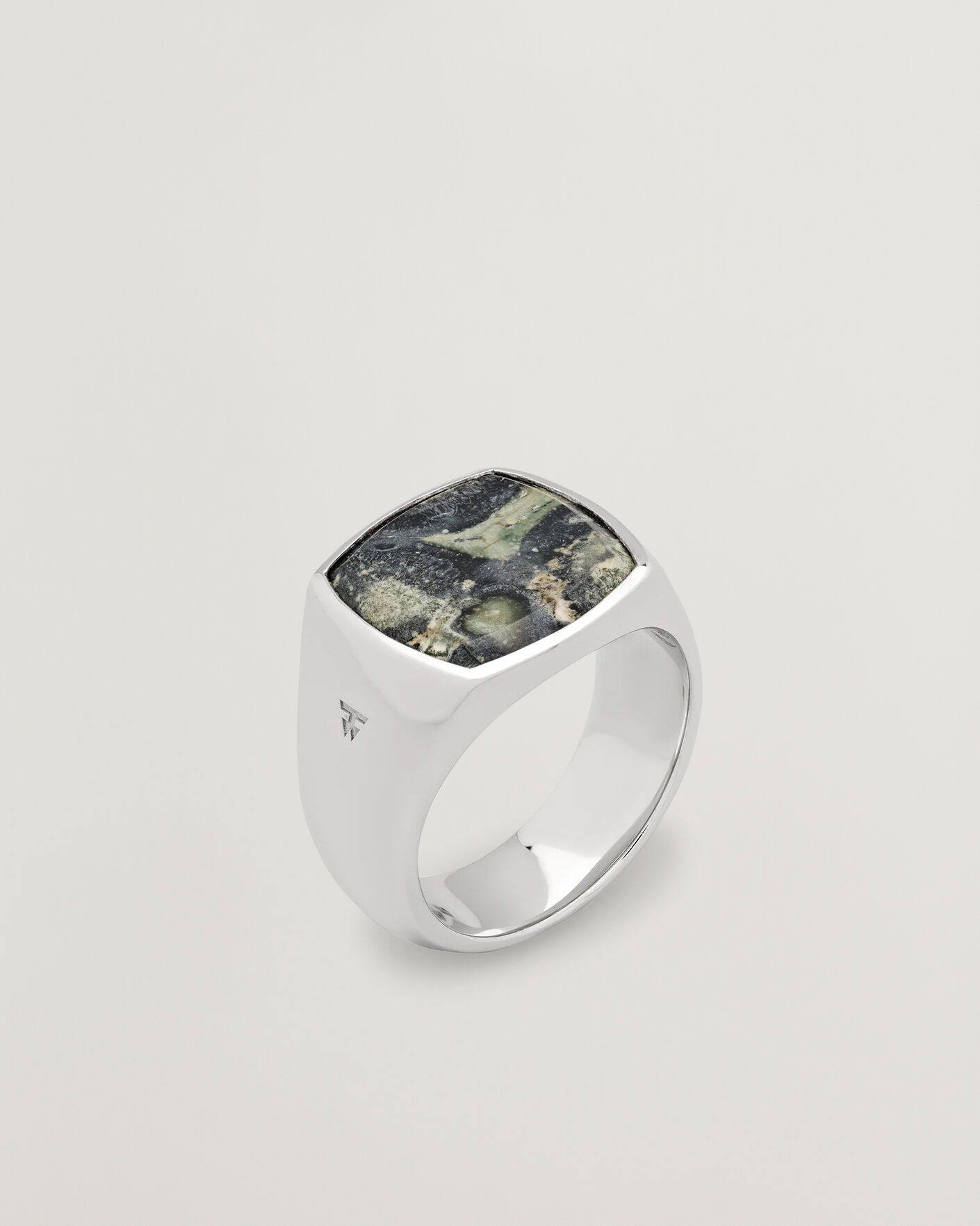 Heren | Sieraden | Tom Wood | Cushion Ring Kambaba Silver