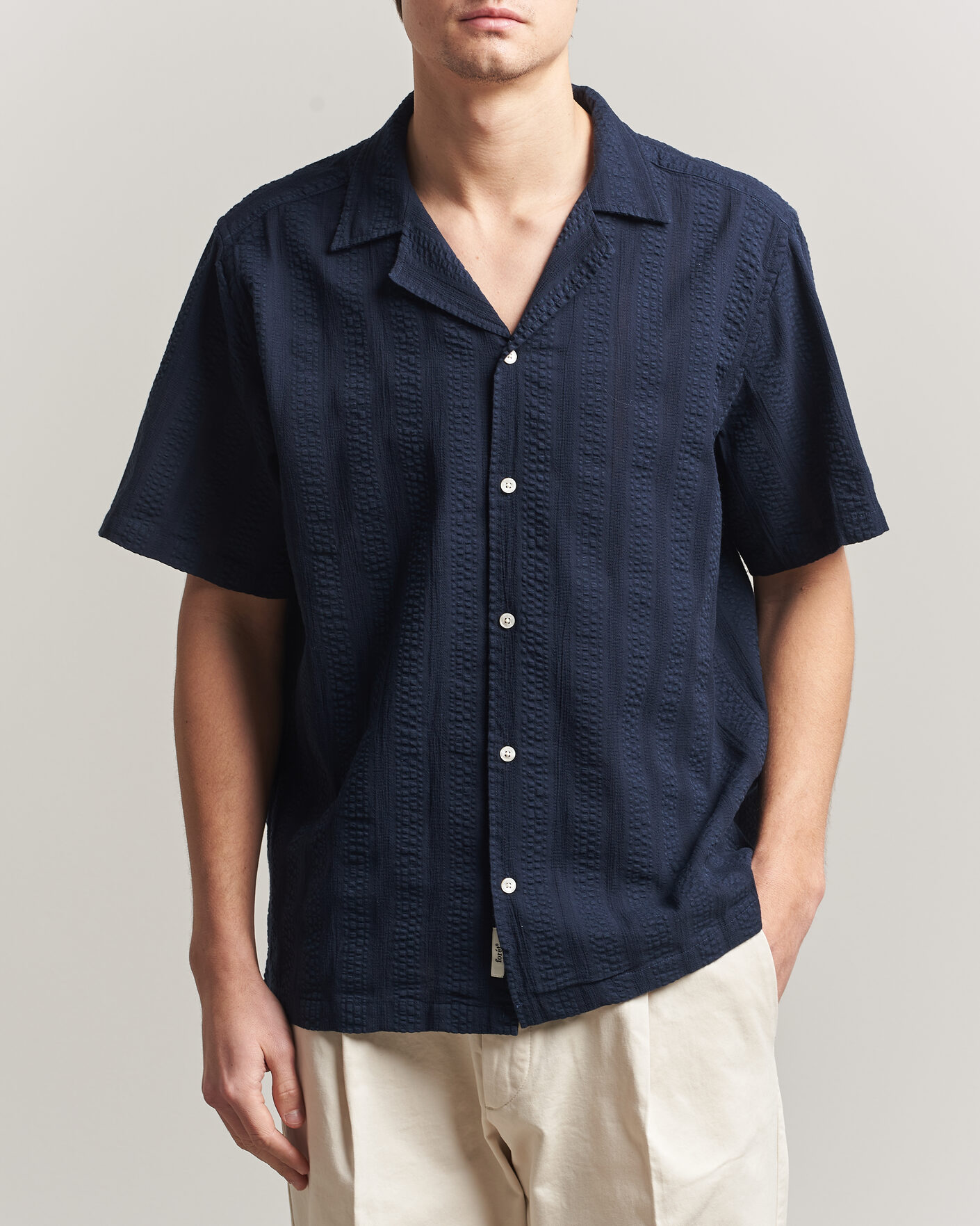 Heren | Overhemden | Forét | Peer Jacquard Stripe Regular Fit SS Shirt Navy